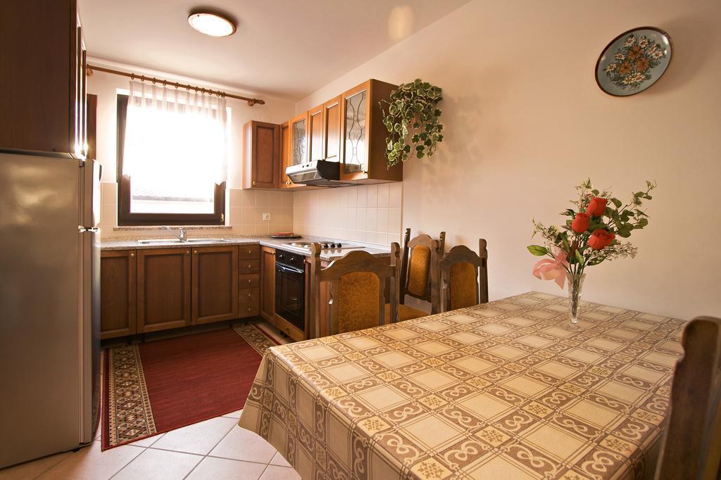 Apartment Ivka Poreč Exterior foto